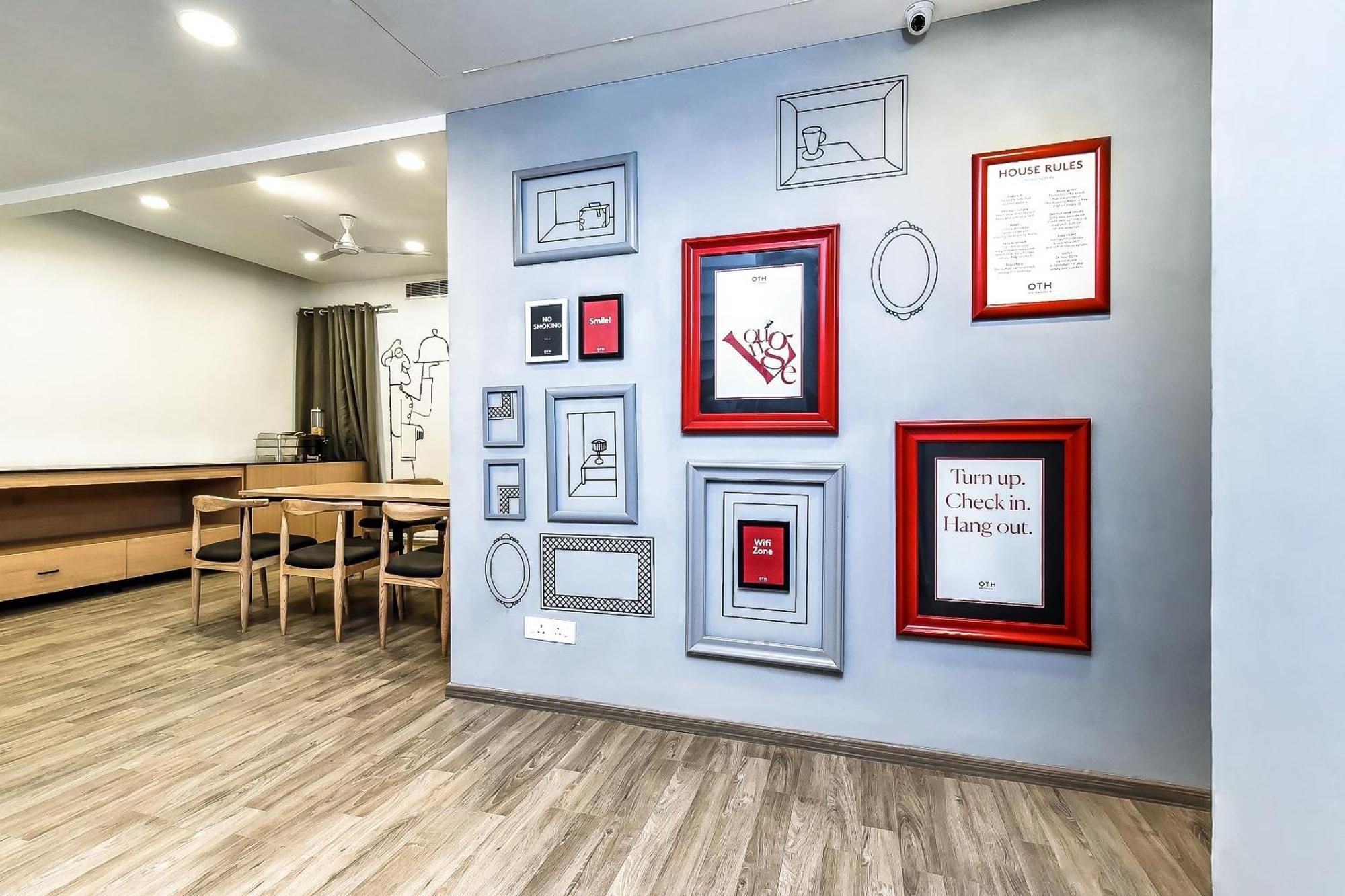 Townhouse Rumaisa Indirapuram Extérieur photo